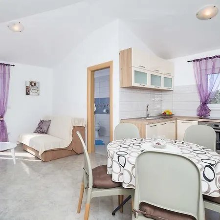 Sucic Apartman