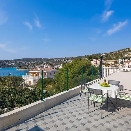 Sucic Apartman Sevid