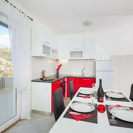 Apartman Sucic *