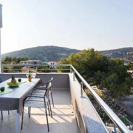 Sucic Apartman
