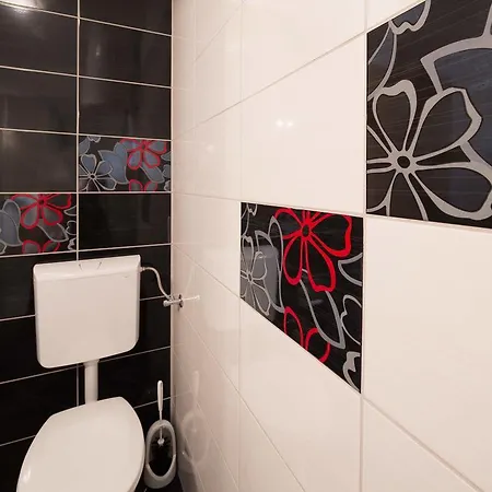 شقة Sucic سيفيد