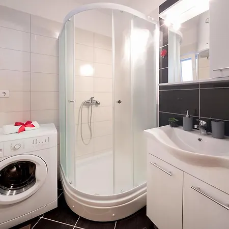 Sucic Apartman *